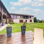Дом отдыха 6 Bedroom Pet Friendly In Монрежо