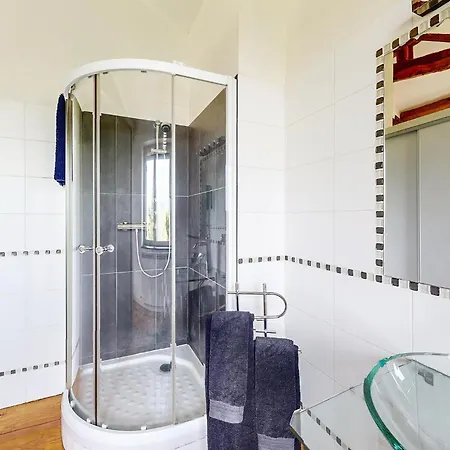 6 Bedroom Pet Friendly In Сasa de vacaciones Montréjeau