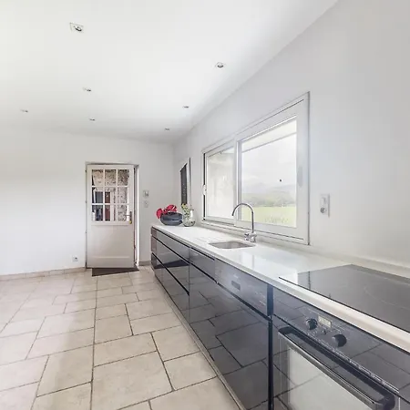 6 Bedroom Pet Friendly In * Montréjeau