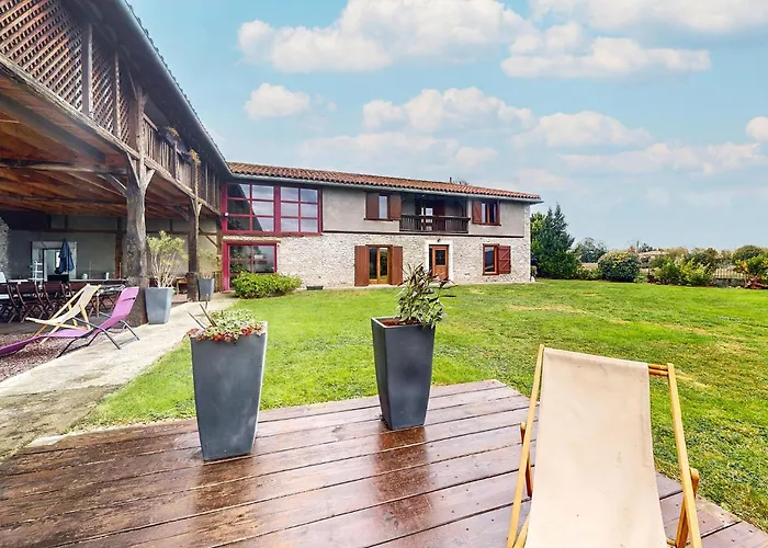 Сasa de vacaciones In With Wifi Montréjeau